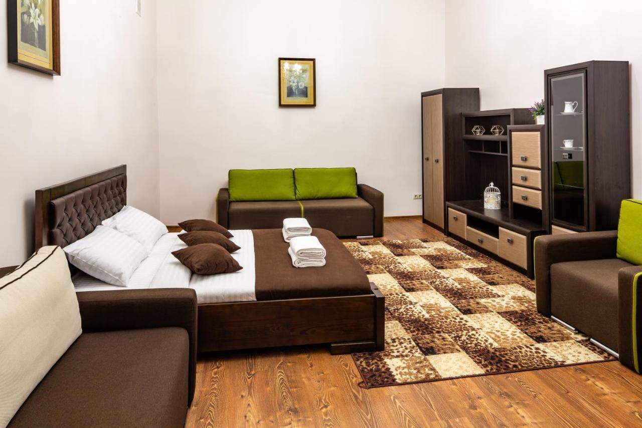 Avangard On Sholom Aleikhema St 7 Apart Appartement Lviv Buitenkant foto